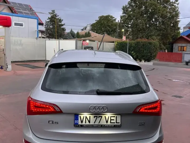 Audi Q5 8R