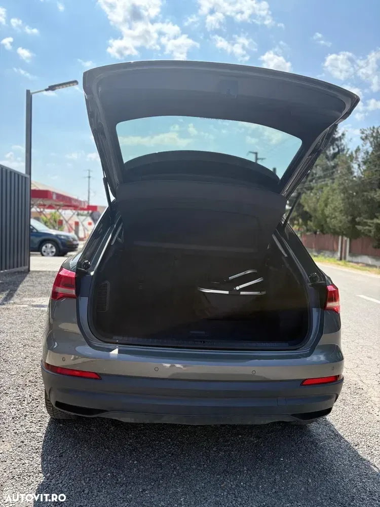 Audi Q3 F3 1.5 35 TFSI S tronic MHEV Advanced — imagine 6