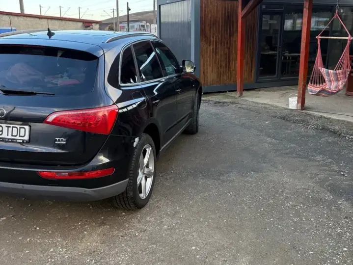Audi Q5 8R