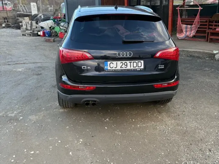 Audi Q5 8R