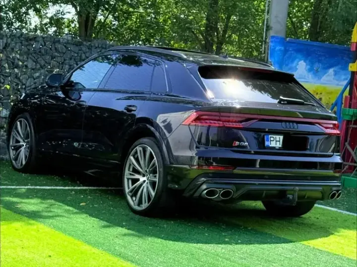 Audi SQ8 TDI quattro tiptronic