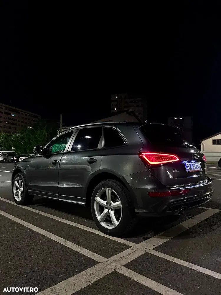 Audi Q5 FY 2.0 TDI Quattro S tronic Basic — imagine 3
