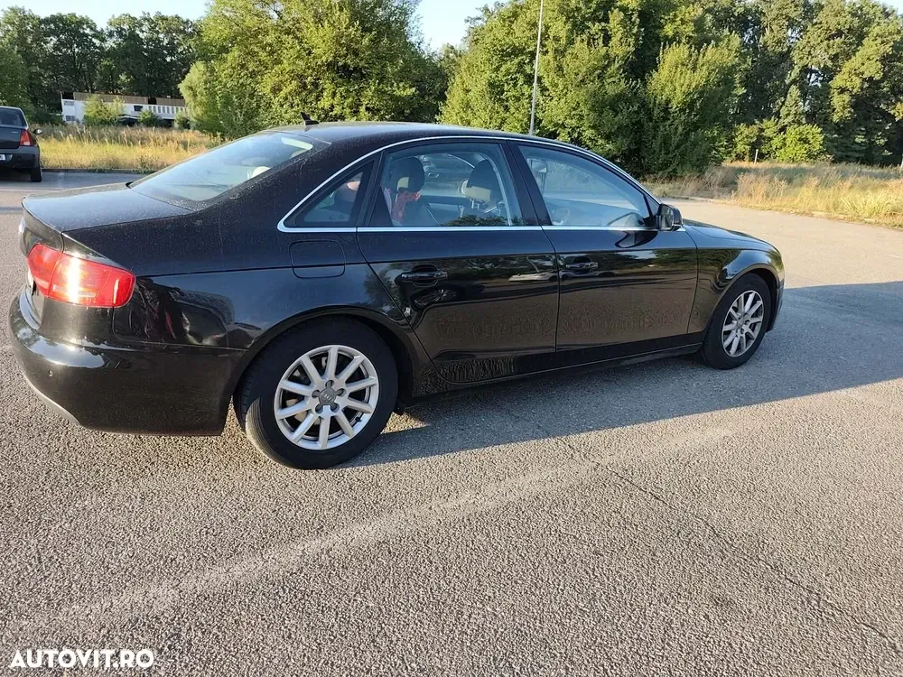 Audi A4 Limuzina 2.0 TDI B8 — imagine 4