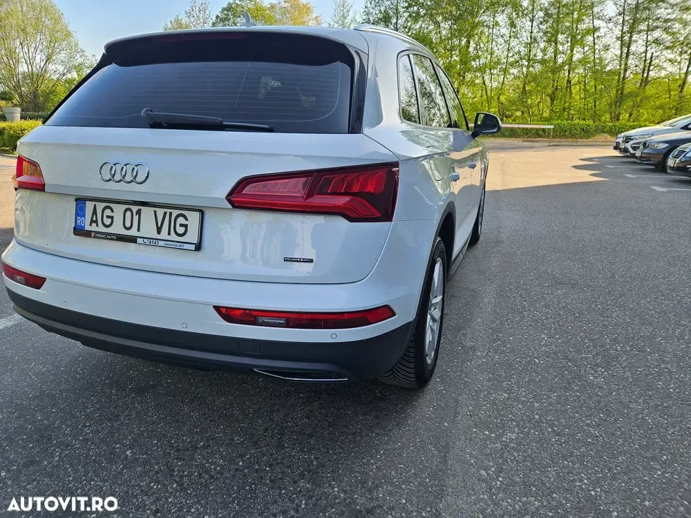 Audi Q5 FY 2.0 40 TDI quattro S tronic Design — imagine 3