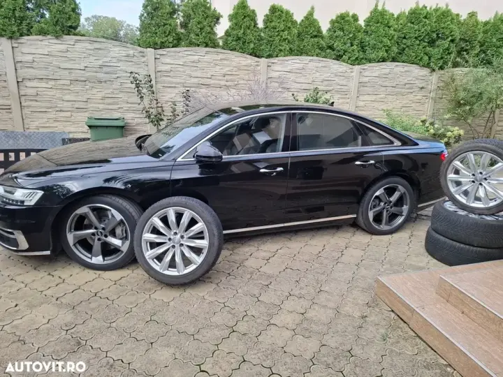 Audi A8 D5 55 TFSI quattro Tiptronic