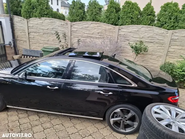 Audi A8 D5 55 TFSI quattro Tiptronic