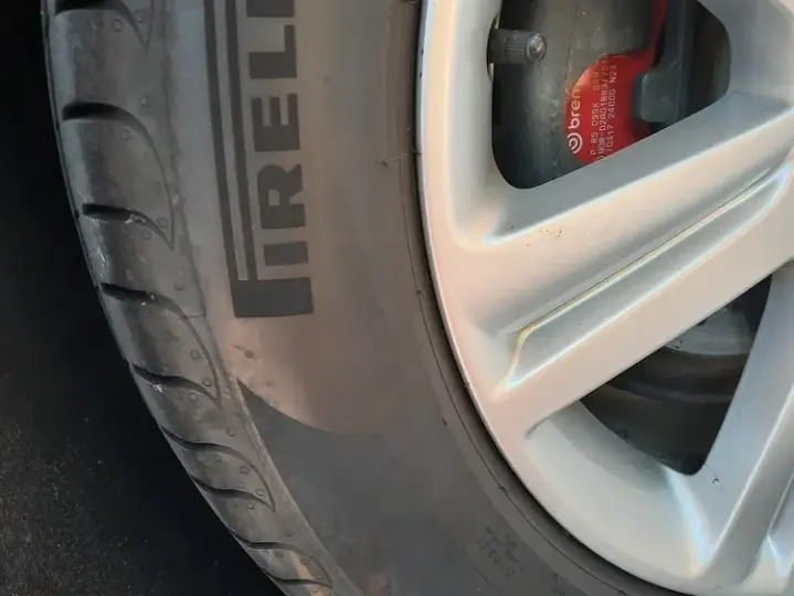 Audi A4 Limuzina B8 1.8 TFSI
