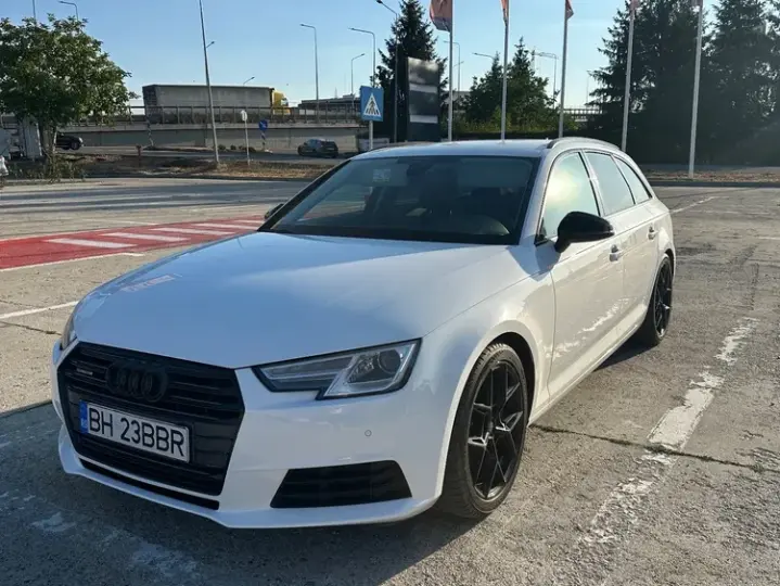 Audi A4 Avant B9 2.0 TDI quattro S tronic