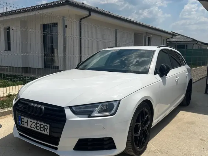 Audi A4 Avant B9 2.0 TDI quattro S tronic