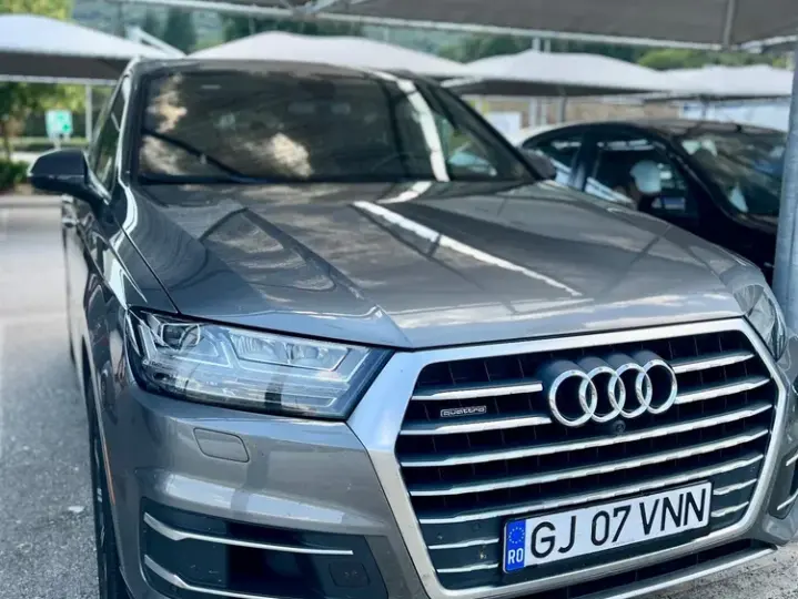 Audi Q7 4M