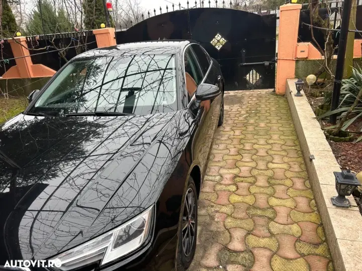 Audi A4 Limuzina B9 2.0 TDI S tronic quattro design