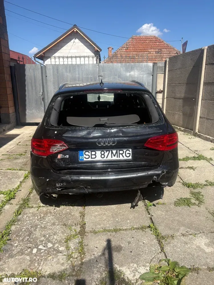 Audi A4 Limuzina B8 2.0 TDI Multitronic — imagine 2