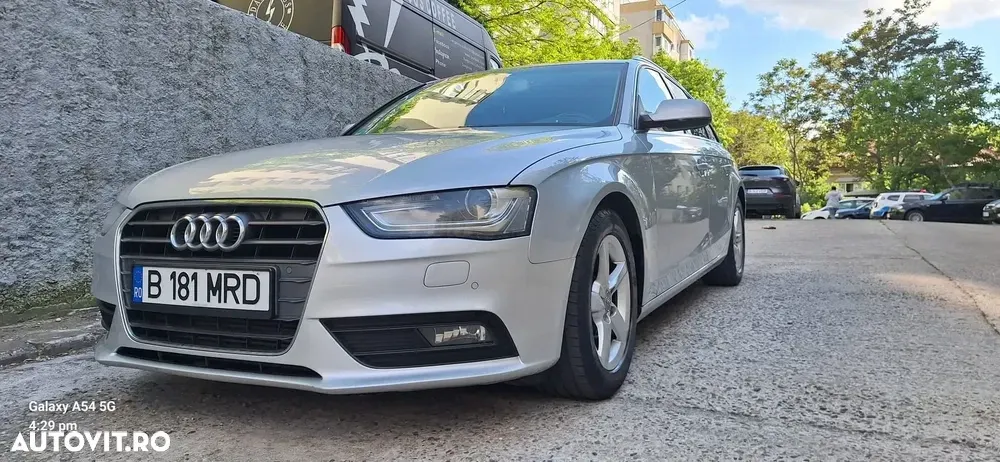 Audi A4 Avant B8 2.0 TDI DPF multitronic S line Sportpaket — imagine 4