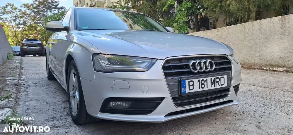 Audi A4 Avant B8 2.0 TDI DPF multitronic S line Sportpaket — imagine 3