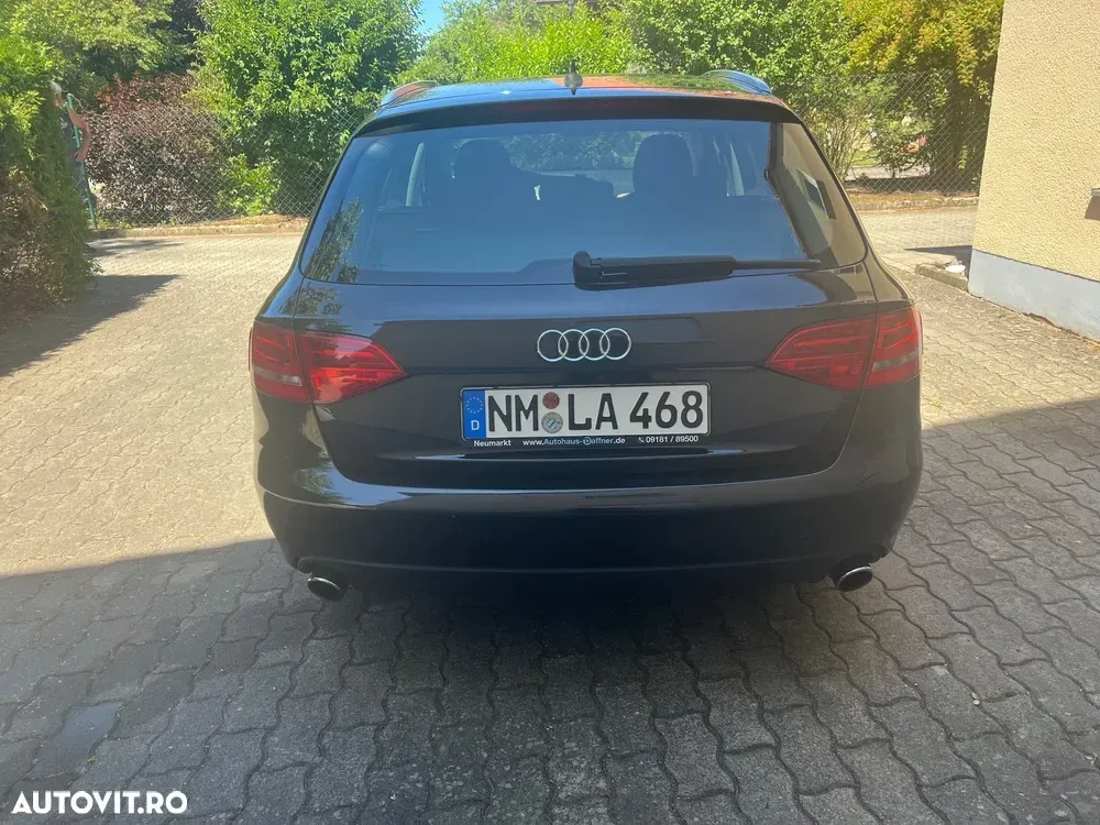 Audi A4 Avant B8 2.0 TFSI Attraction — imagine 3