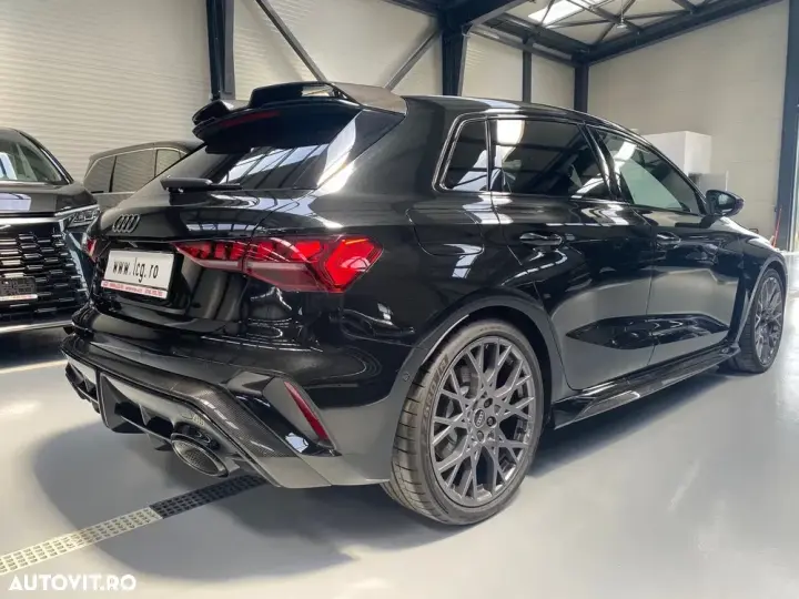 Audi RS3 Sportback 8Y TFSI quattro S tronic