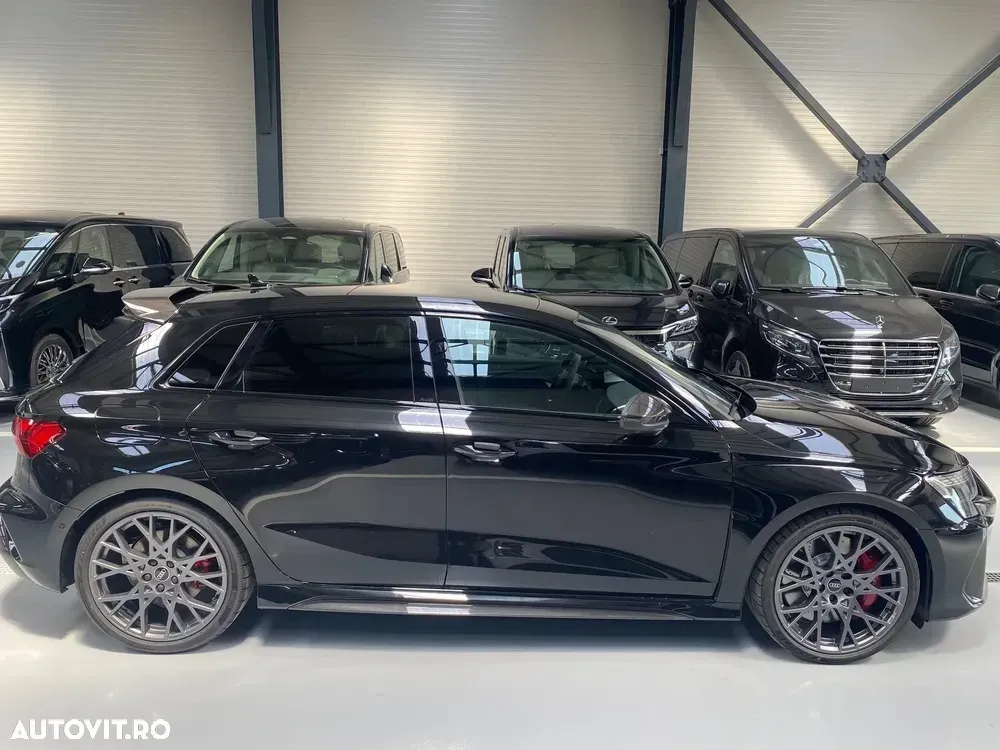 Audi RS3 Sportback 8Y TFSI quattro S tronic — imagine 2