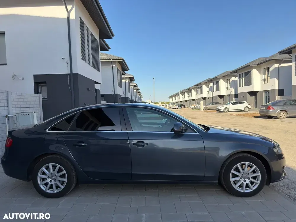 Audi A4 Limuzina B8 2.0 TDI B8 — imagine 5