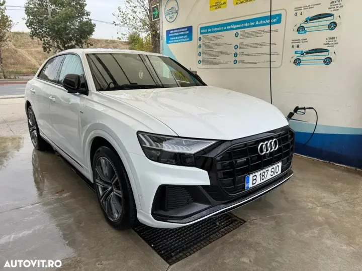 Audi Q8 3.0 50 TDI quattro Tiptronic MHEV