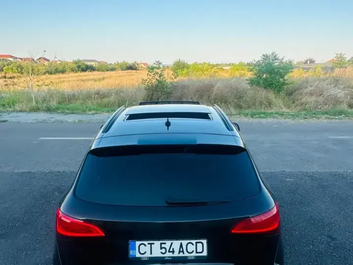 Audi Q5 8R