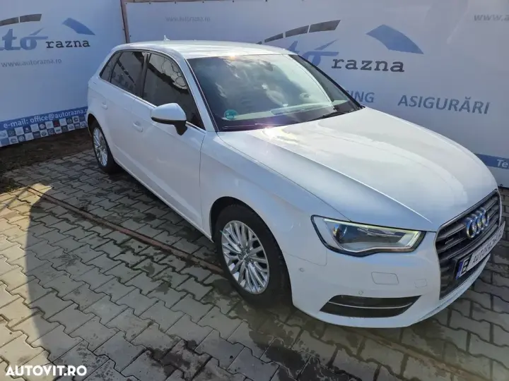 Audi A3 Sportback 2.0 40 TDI S tronic quattro
