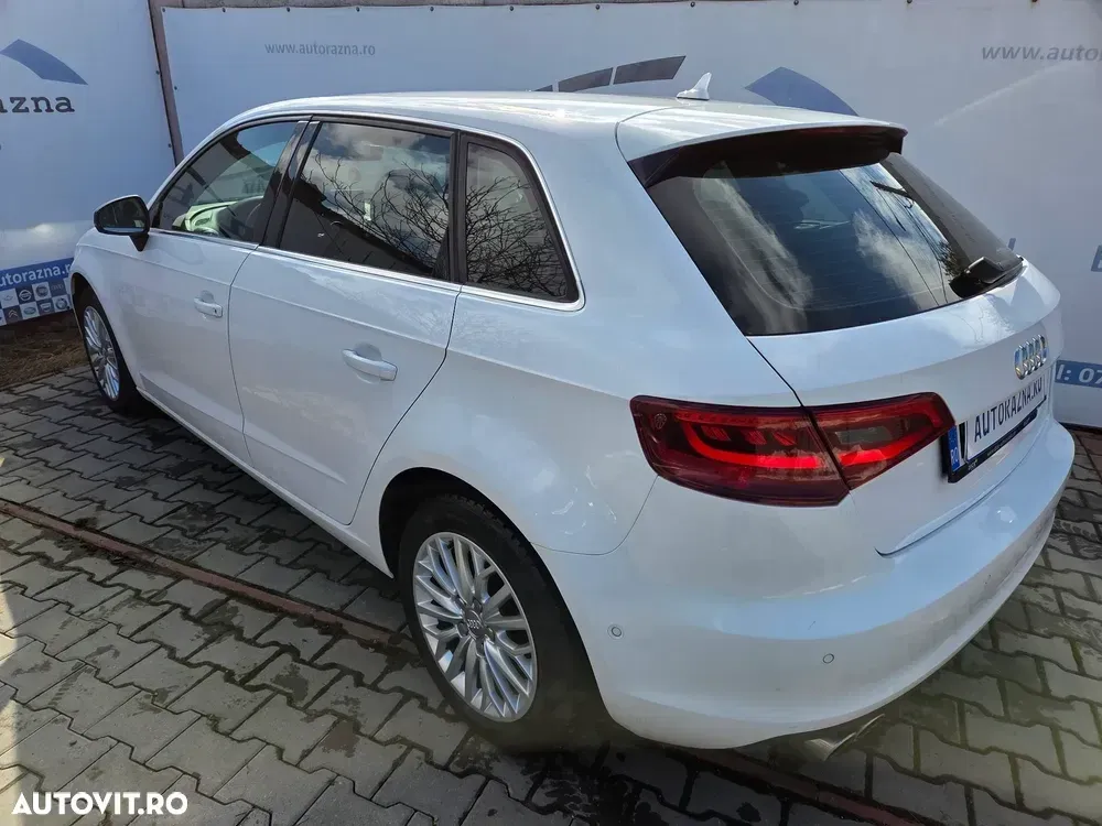 Audi A3 Sportback 2.0 40 TDI S tronic quattro — imagine 2
