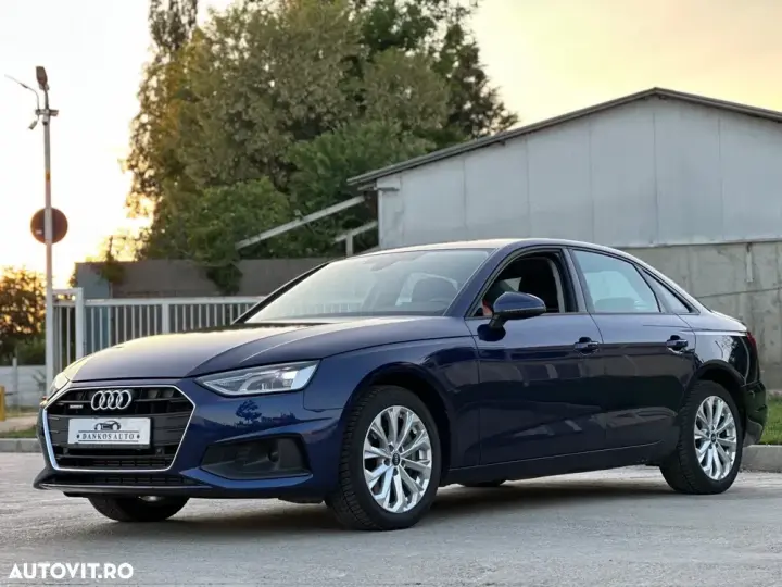 Audi A4 Limuzina B9 40 TFSI quattro S tronic MHEV Advance
