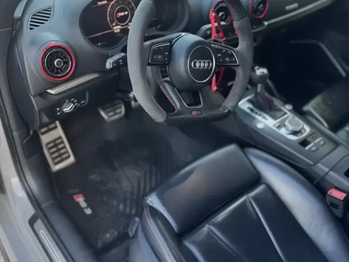 Audi RS3 8V