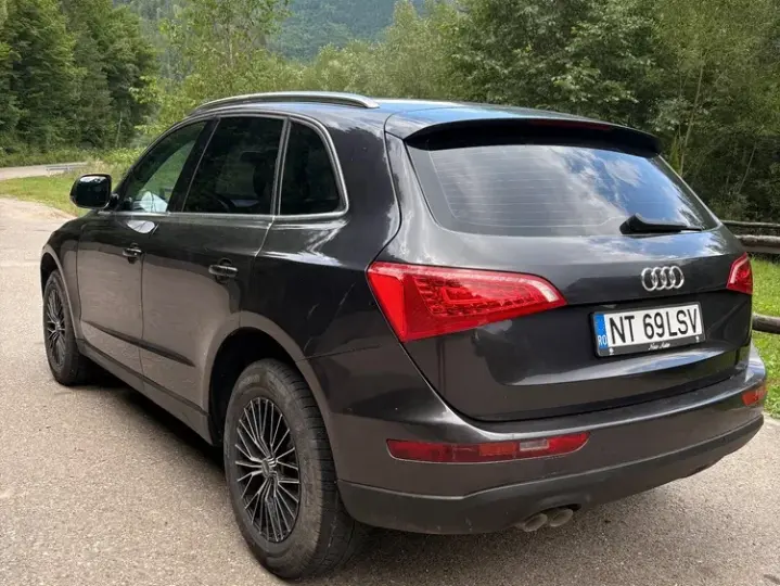 Audi Q5 8R