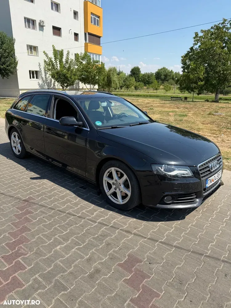 Audi A4 Avant B8 2.0 TDI DPF Attraction — imagine 3