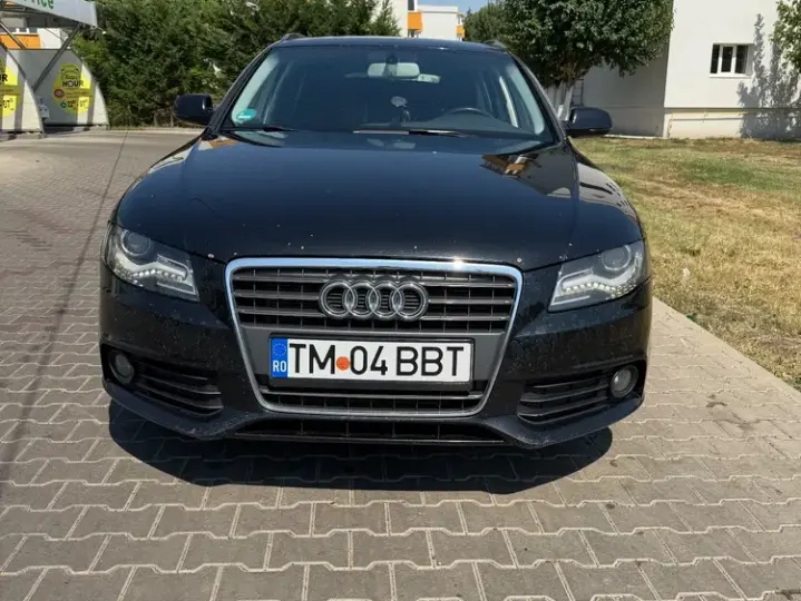 Audi A4 Avant B8 2.0 TDI DPF Attraction