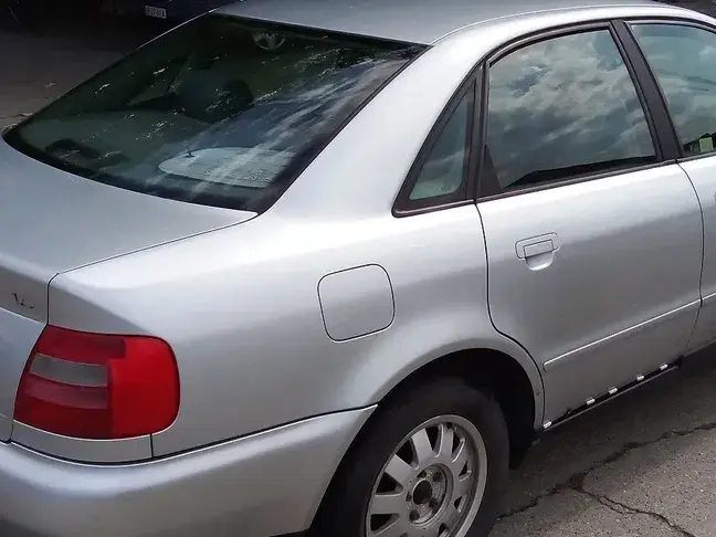 Audi A4 Limuzina B5