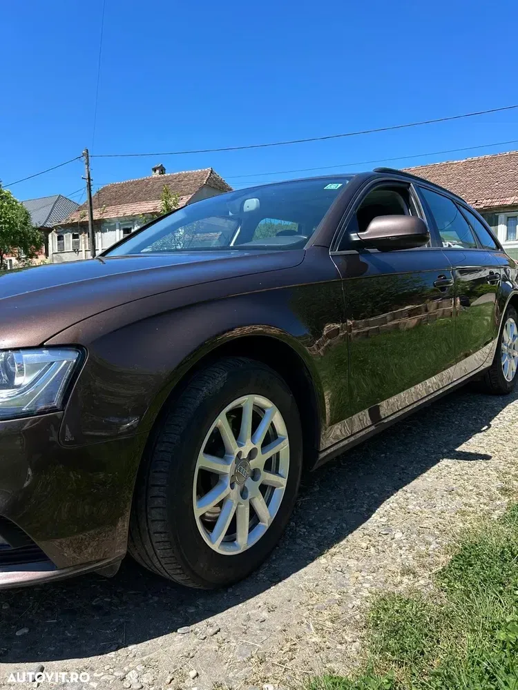 Audi A4 Limuzina B8 — imagine 2