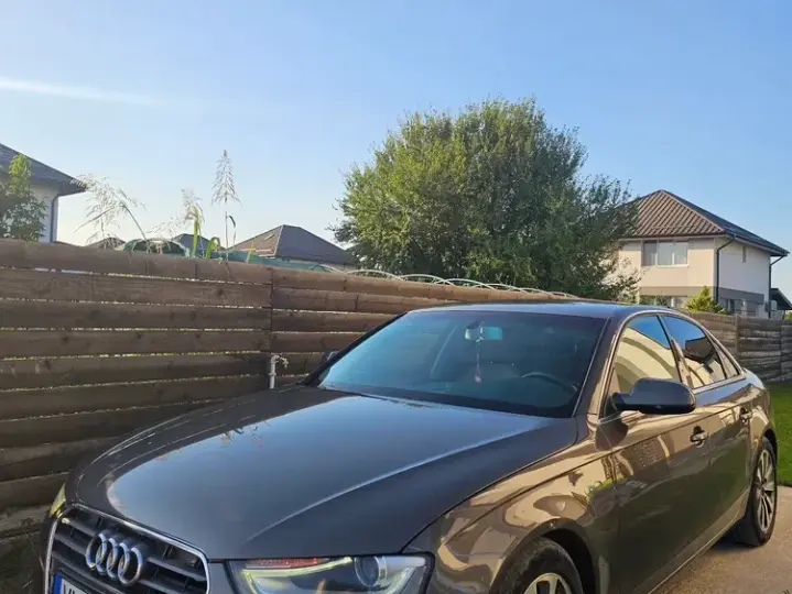 Audi A4 Limuzina B8 2.0 TDI DPF Ambition