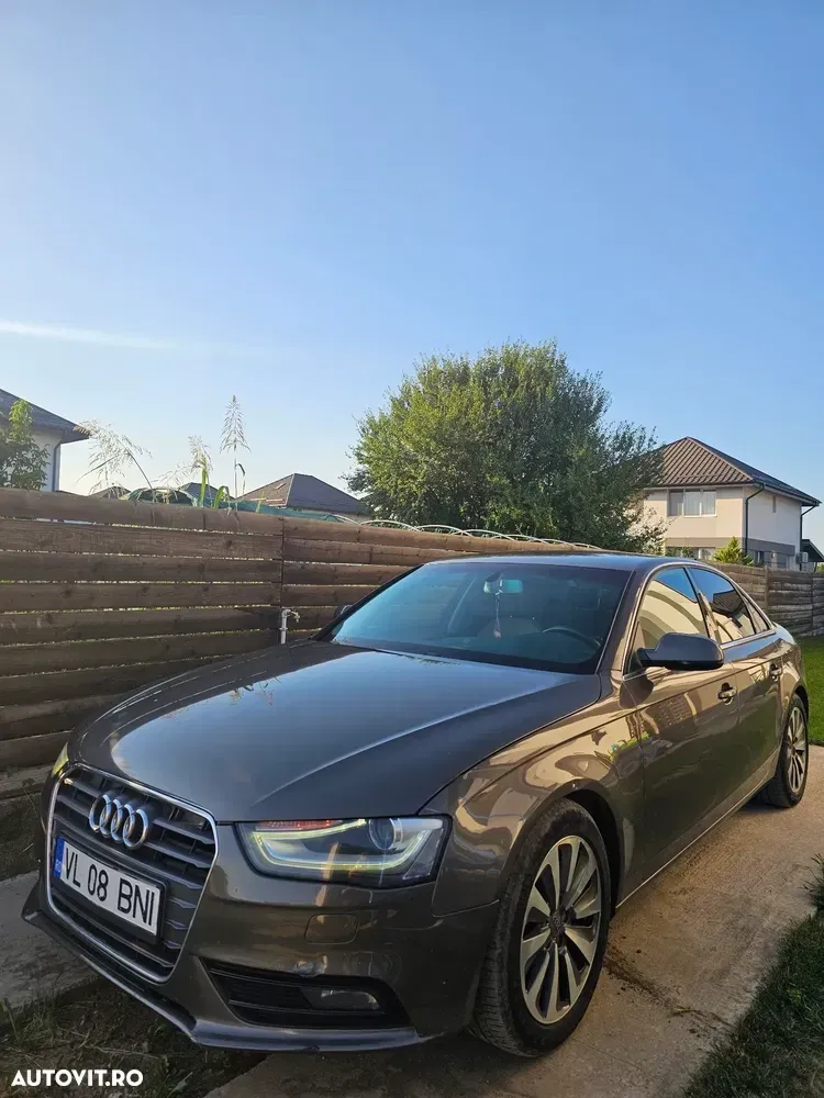 Audi A4 Limuzina B8 2.0 TDI DPF Ambition — imagine 2