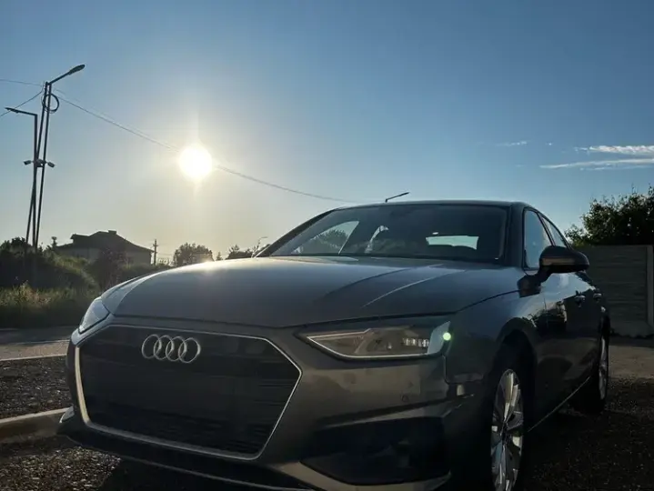 Audi A4 Limuzina B9 35 TFSI S tronic MHEV Basic