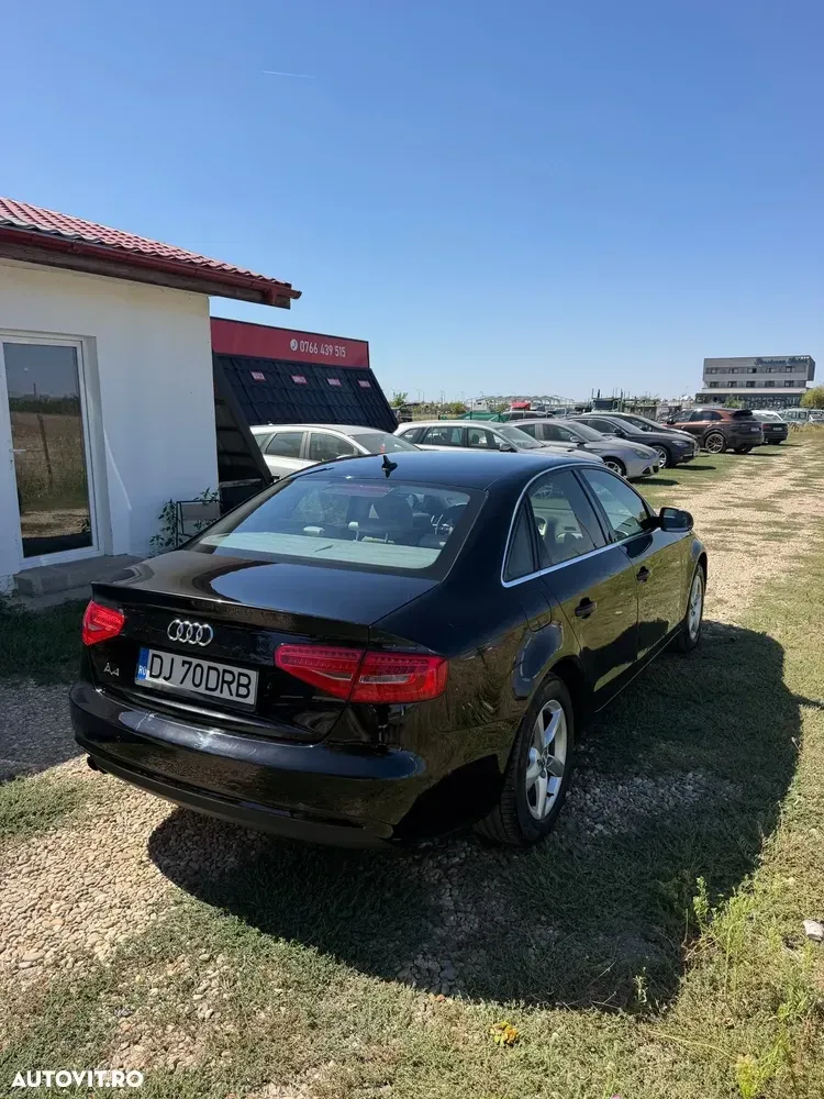 Audi A4 Limuzina B8 2.0 TDI Multitronic — imagine 4