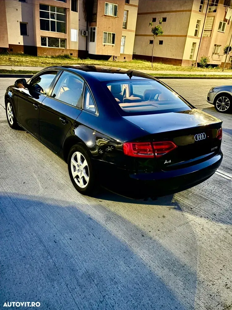 Audi A4 Limuzina B8 2.0 TDI B8 — imagine 4