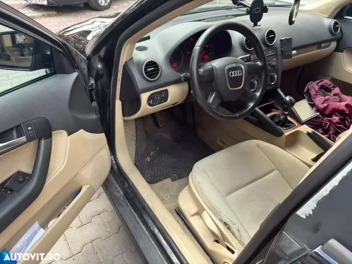 Audi A3 Sportback 8P 1.9 TDI Ambiente