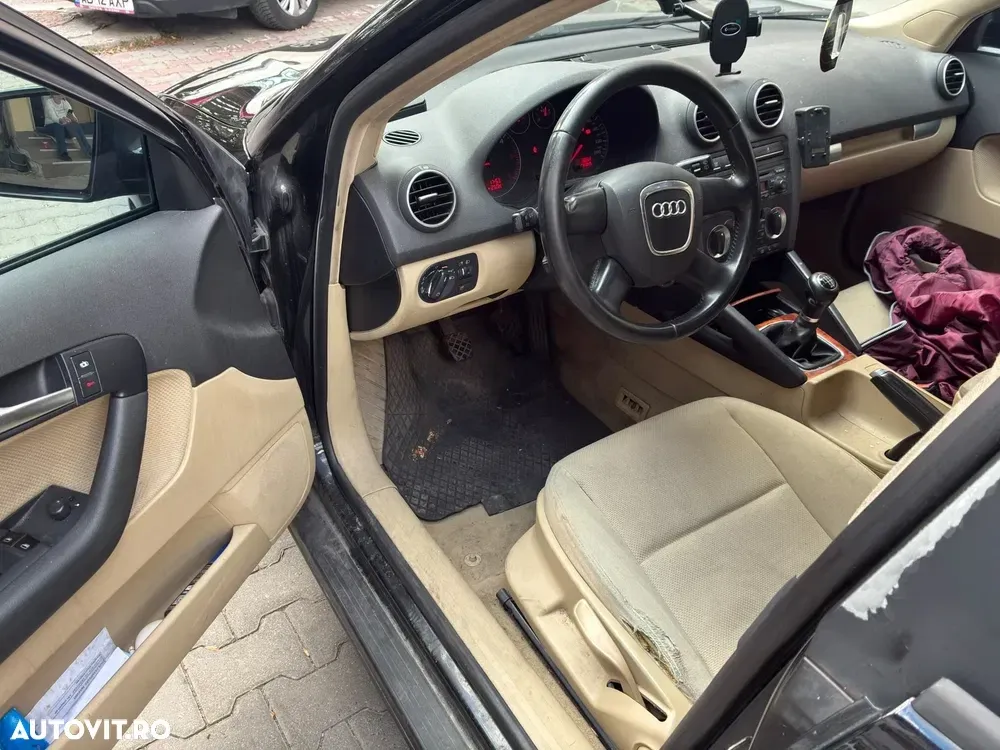 Audi A3 Sportback 8P 1.9 TDI Ambiente — imagine 6
