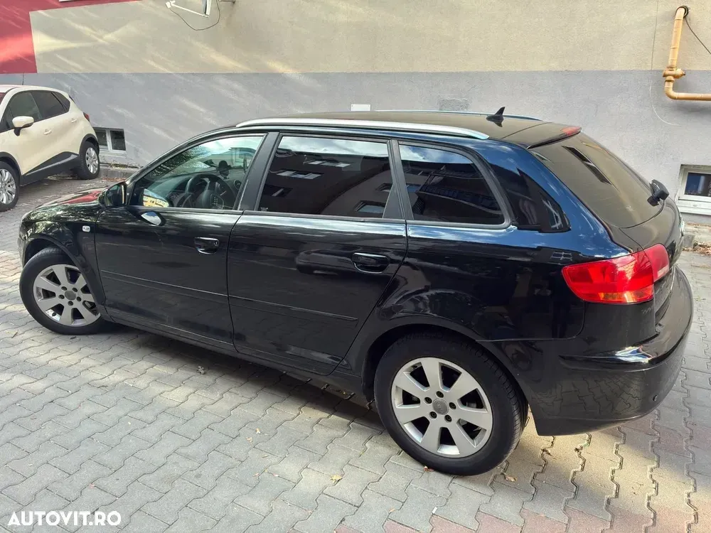 Audi A3 Sportback 8P 1.9 TDI Ambiente — imagine 4