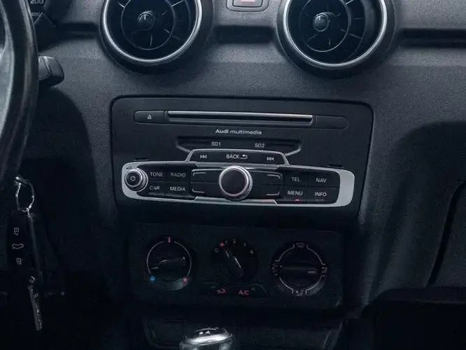Audi A1 Sportback GB 25 TFSI S line