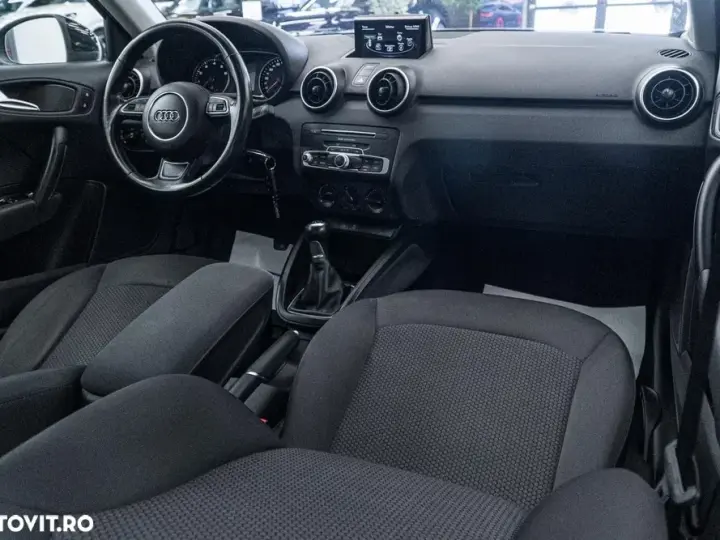 Audi A1 Sportback GB 25 TFSI S line