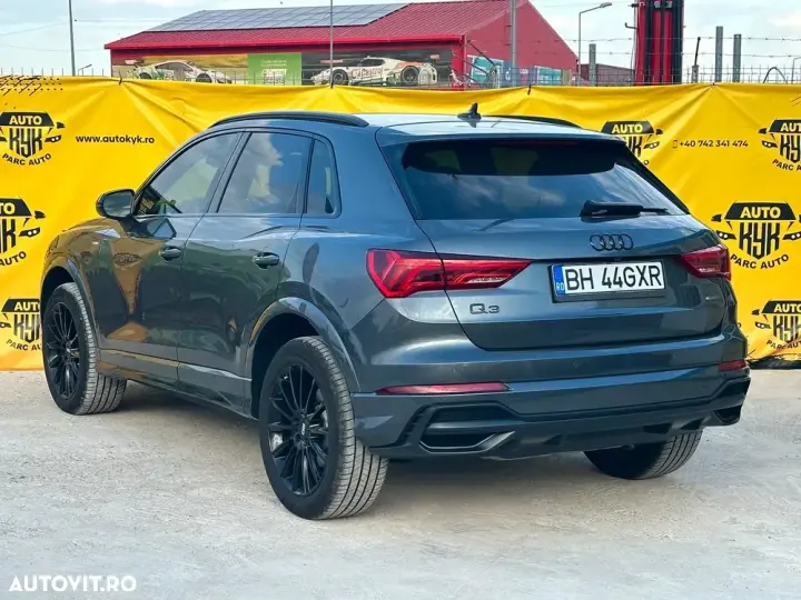 Audi Q3 F3 2.0 45 TFSI S tronic quattro S Line