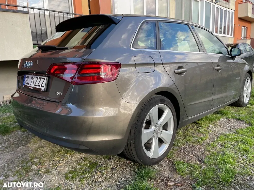 Audi A3 Sportback 8V 1.4 TFSI Attraction — imagine 3