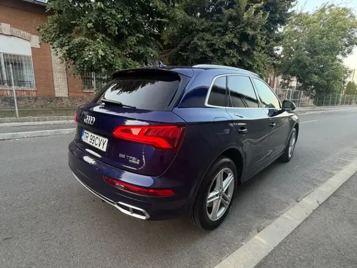 Audi Q5 FY