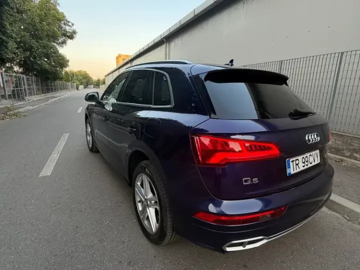 Audi Q5 FY