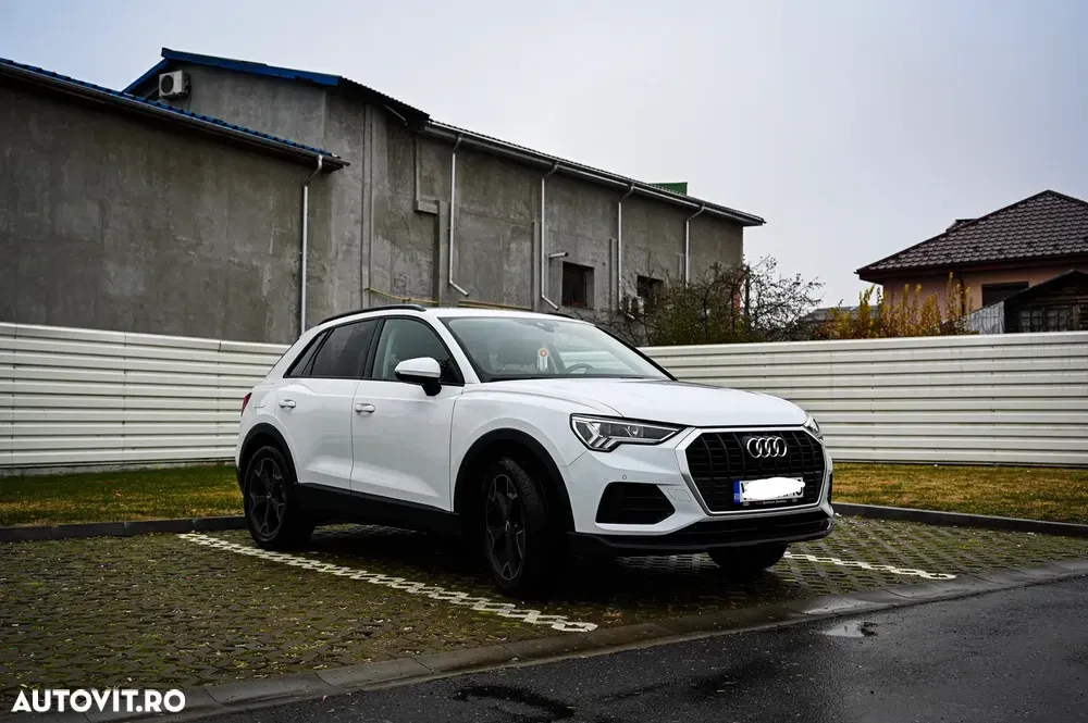 Audi Q3 F3 1.5 35 TFSI Basic — imagine 3