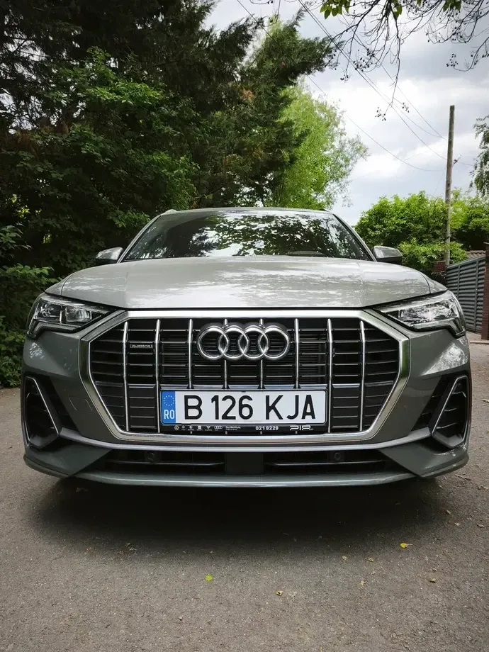 Audi Q3 F3 2.0 40 TFSI S tronic quattro S Line — imagine 5