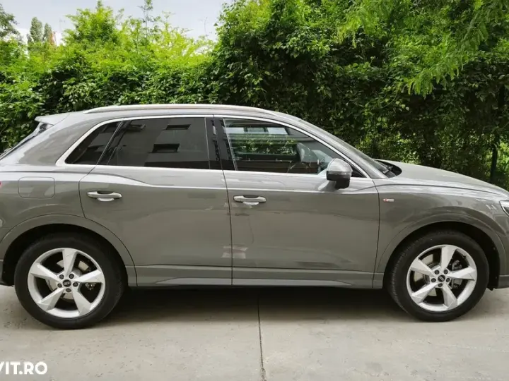 Audi Q3 F3 2.0 40 TFSI S tronic quattro S Line